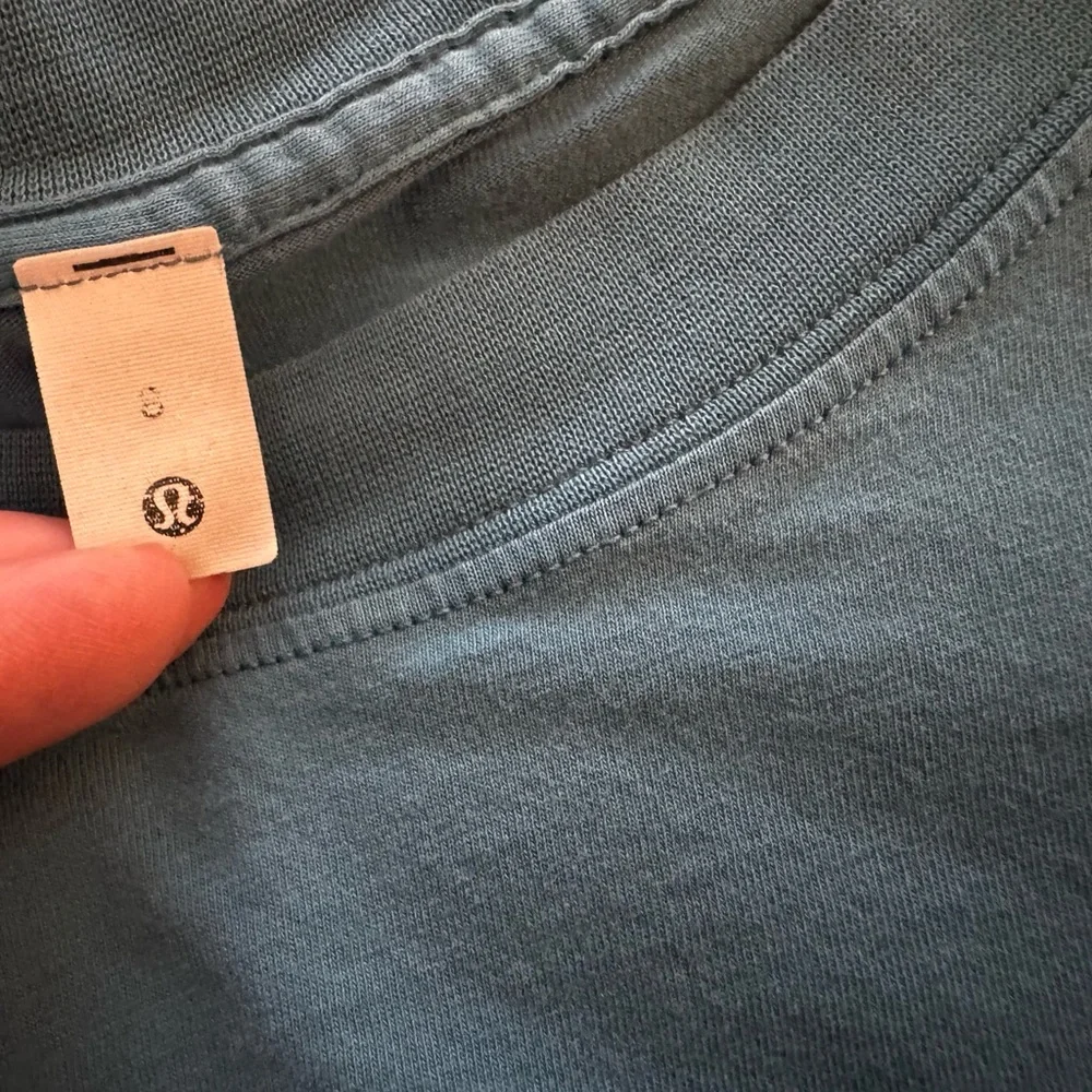 Lululemon All Yours Short Sleeve T-Shirt Oversized Long Crew 
8 Capture Blue - Picture 4 of 4